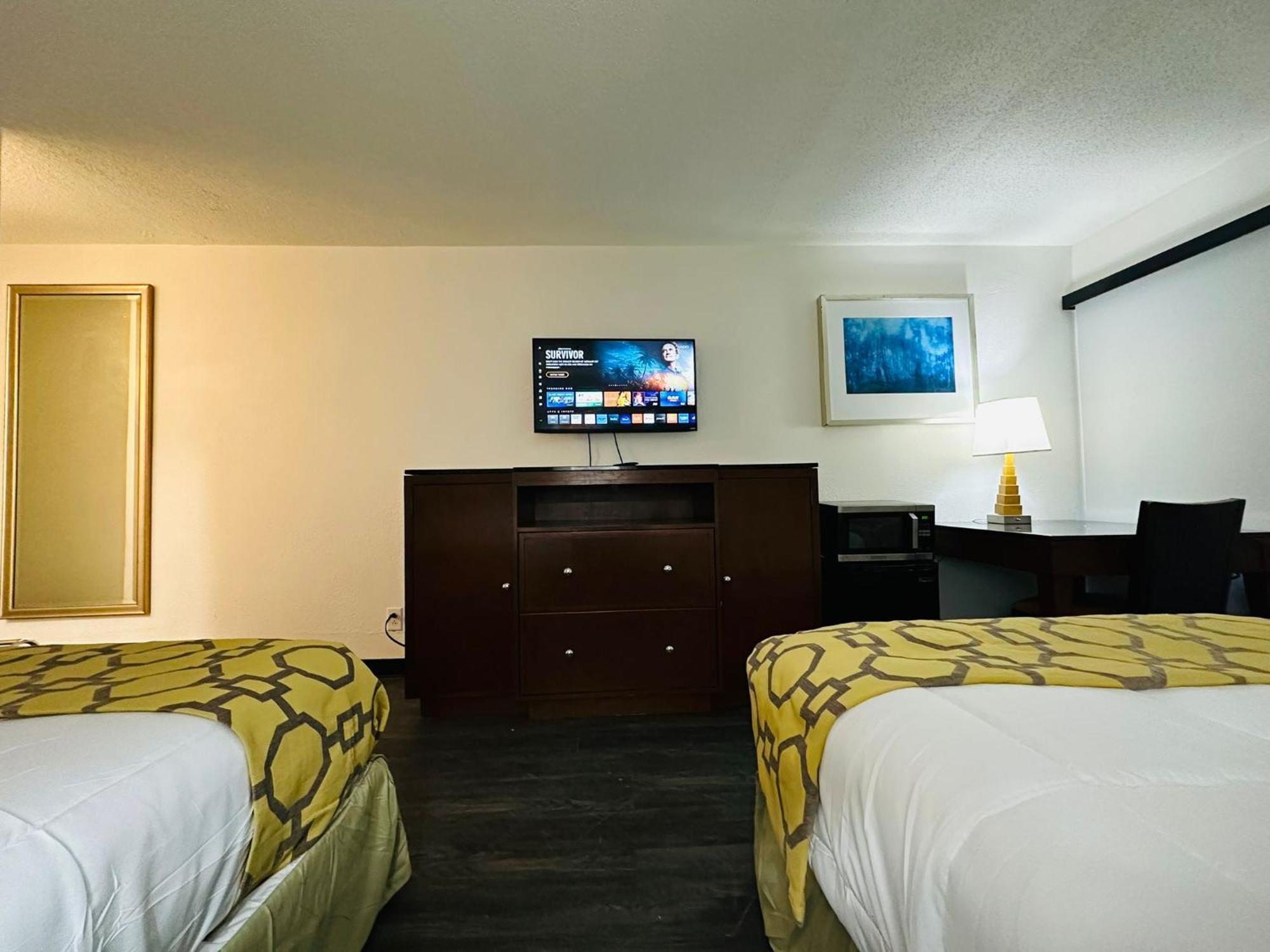 Baymont Inn And Suites By Wyndham Columbus / Near Osu Экстерьер фото