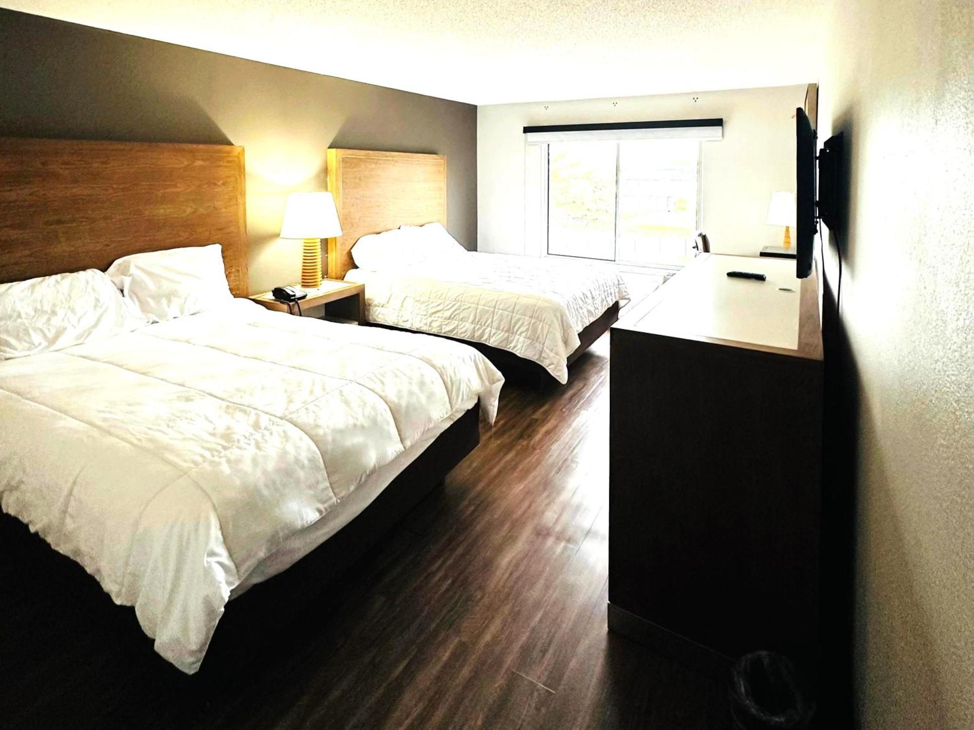 Baymont Inn And Suites By Wyndham Columbus / Near Osu Экстерьер фото