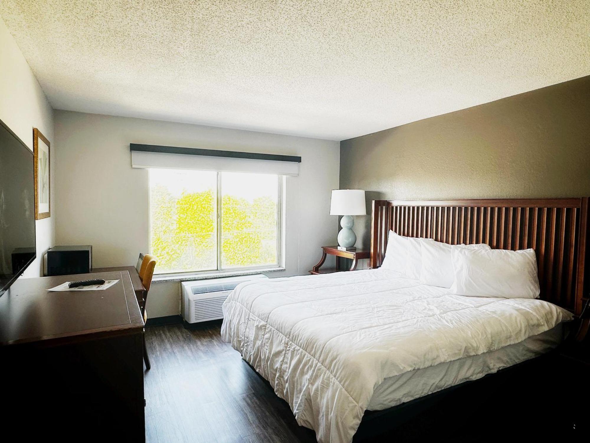 Baymont Inn And Suites By Wyndham Columbus / Near Osu Экстерьер фото
