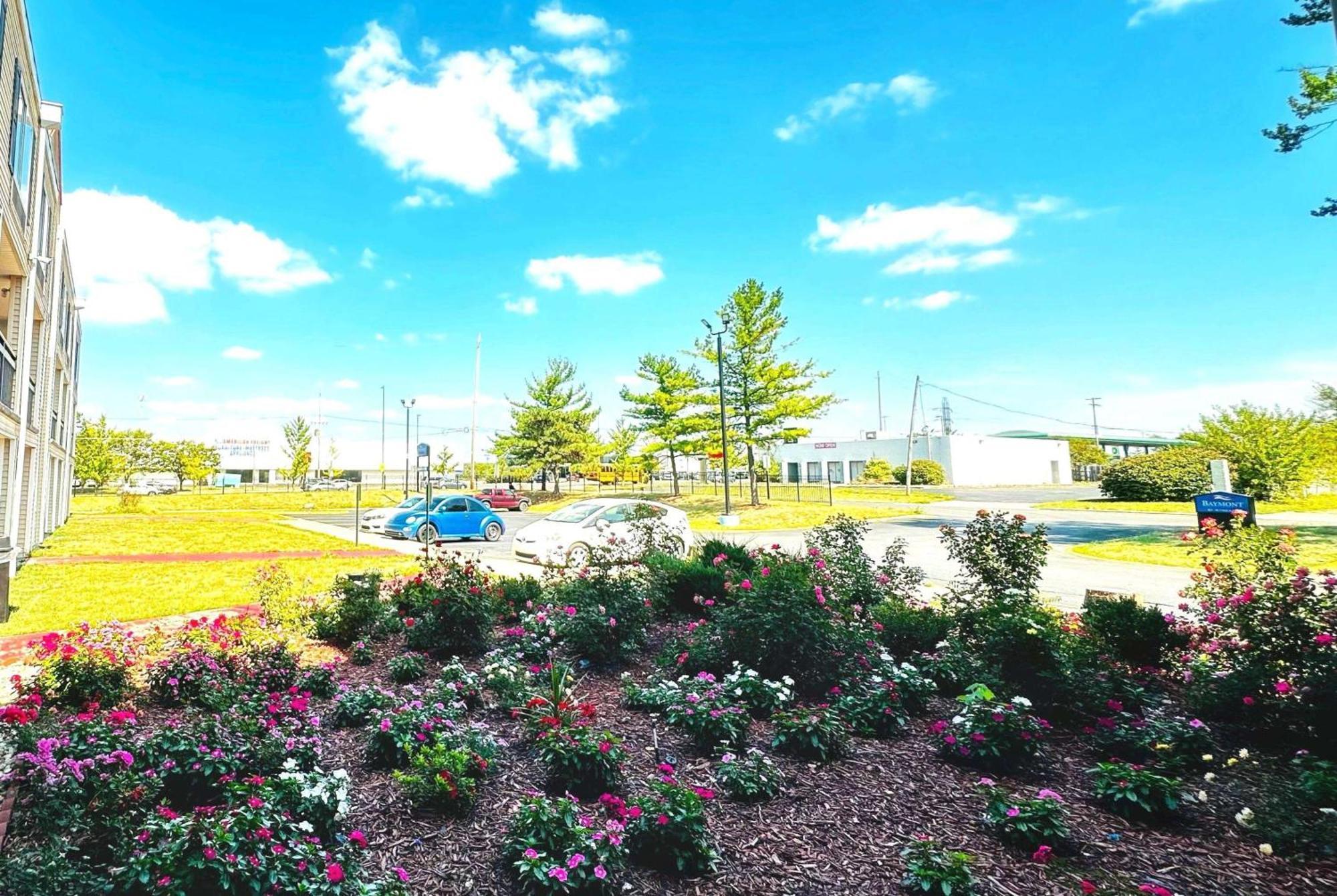Baymont Inn And Suites By Wyndham Columbus / Near Osu Экстерьер фото