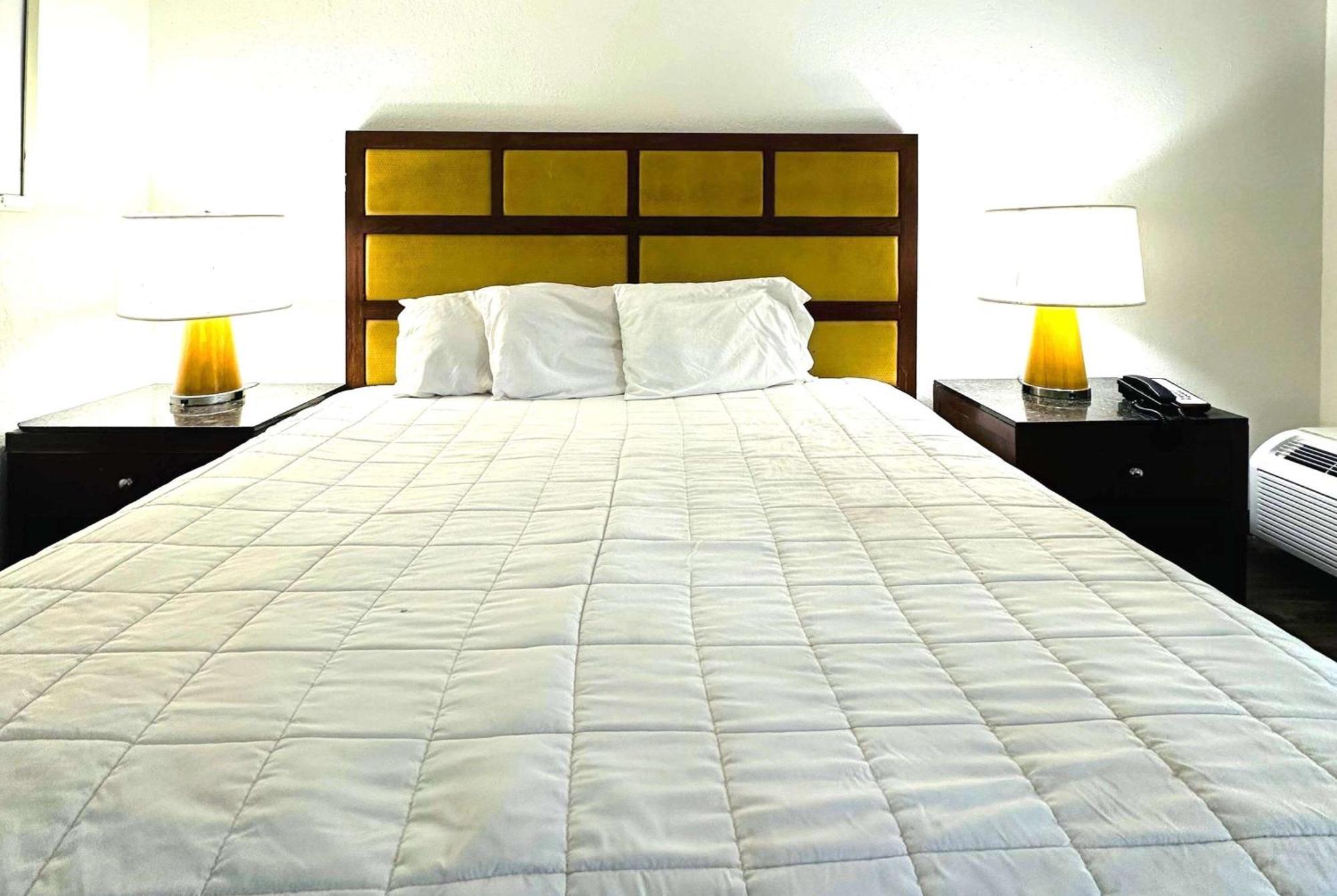 Baymont Inn And Suites By Wyndham Columbus / Near Osu Экстерьер фото