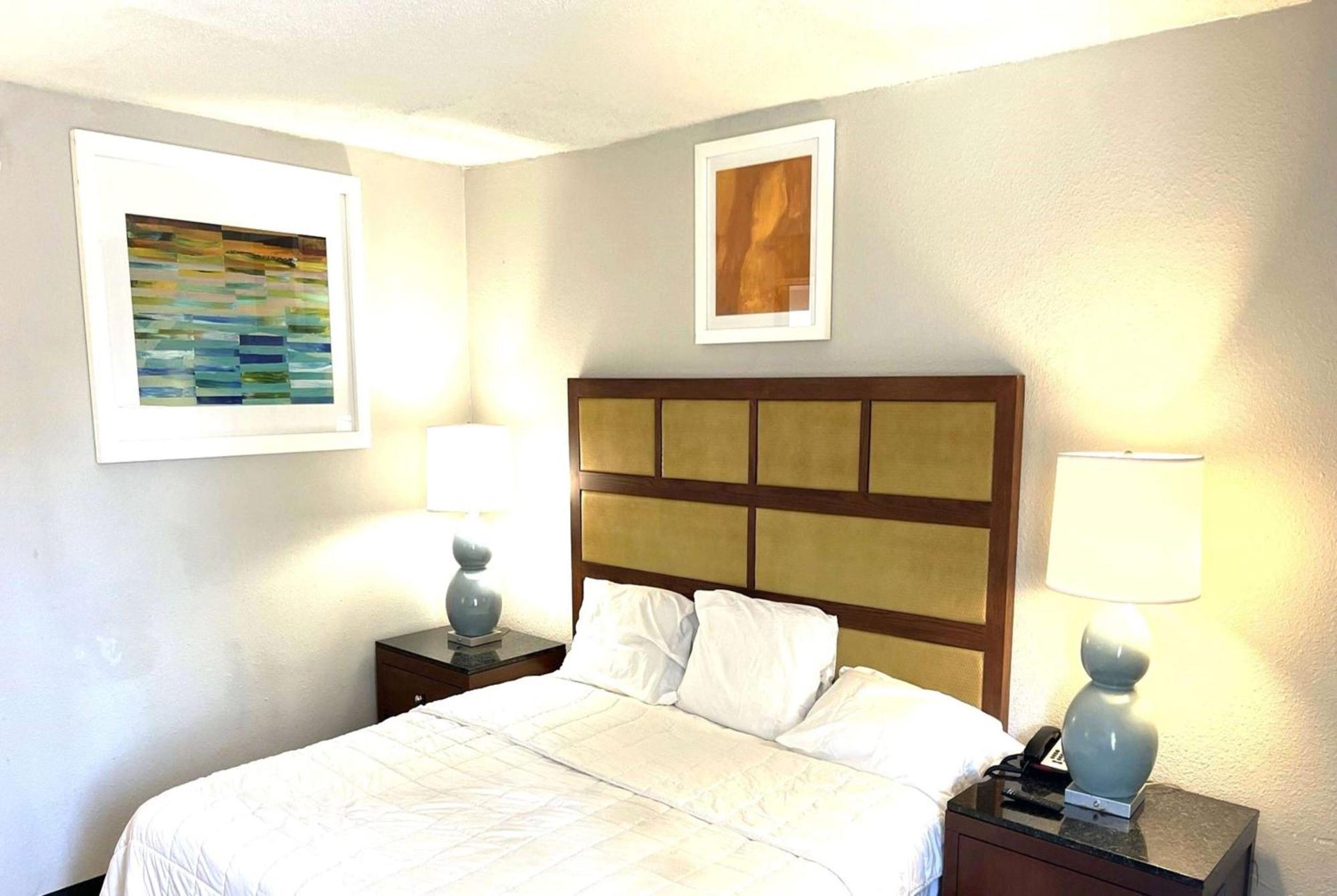 Baymont Inn And Suites By Wyndham Columbus / Near Osu Экстерьер фото
